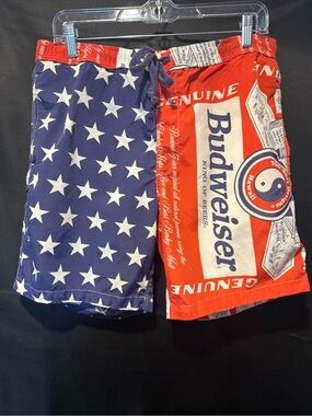 Budweiser Red & Blue Star Print Shorts
NET CUT OUT